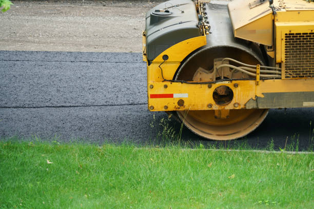 Best Gravel Driveway Installation  in Spring Grove, MN